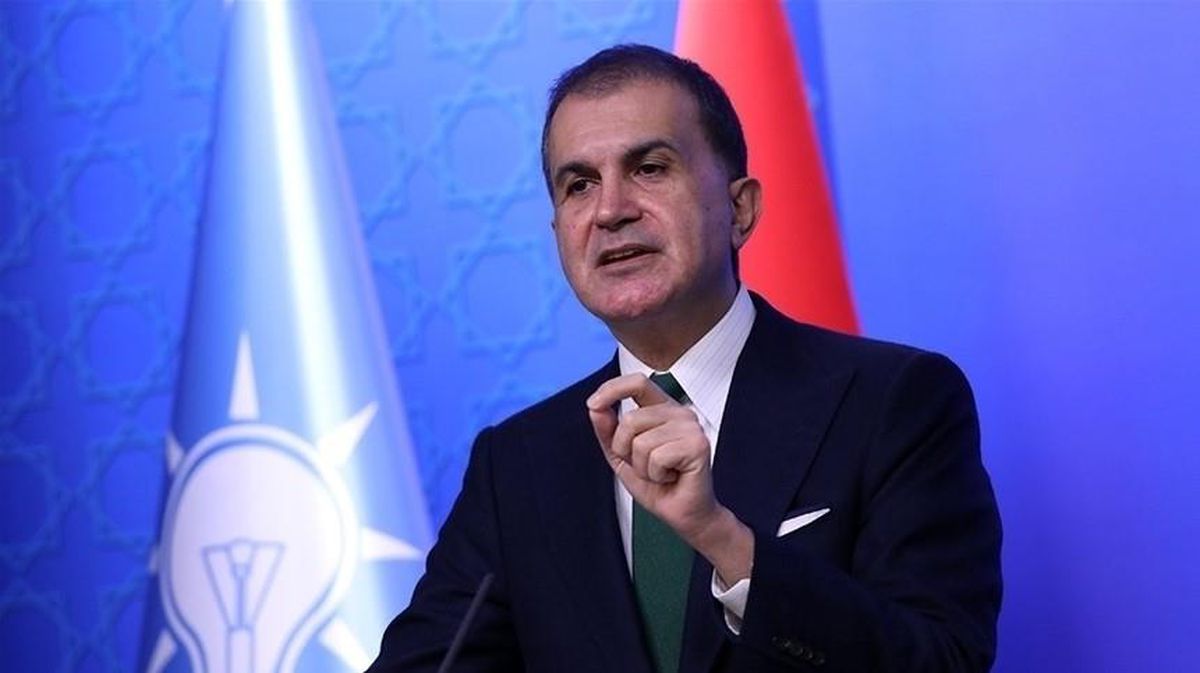 AK Parti Sözcüsü Çelik'ten erkek gazetecilere uyarı