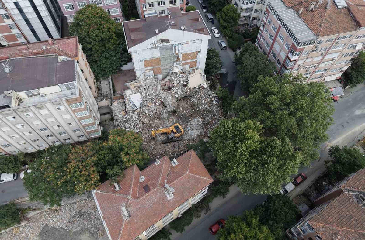 İstanbul'da 300 metrede 13 bina dönüşüme girdi