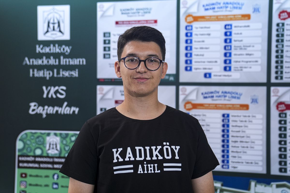 Hafız öğrenciden YKS'de çifte derece