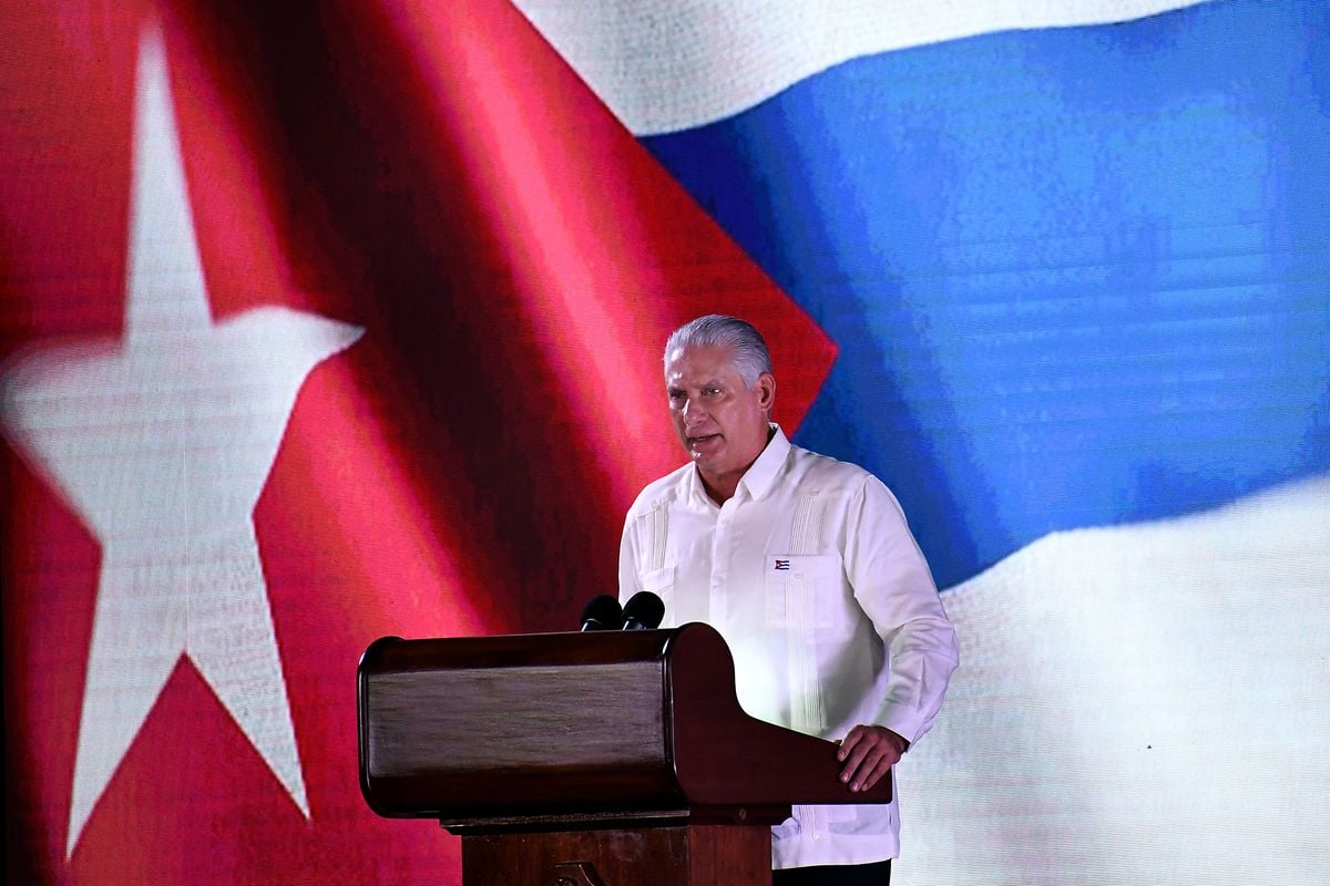 Küba lideri Diaz-Canel: ABD ülkemizi ele geçirmeye çalışıyor