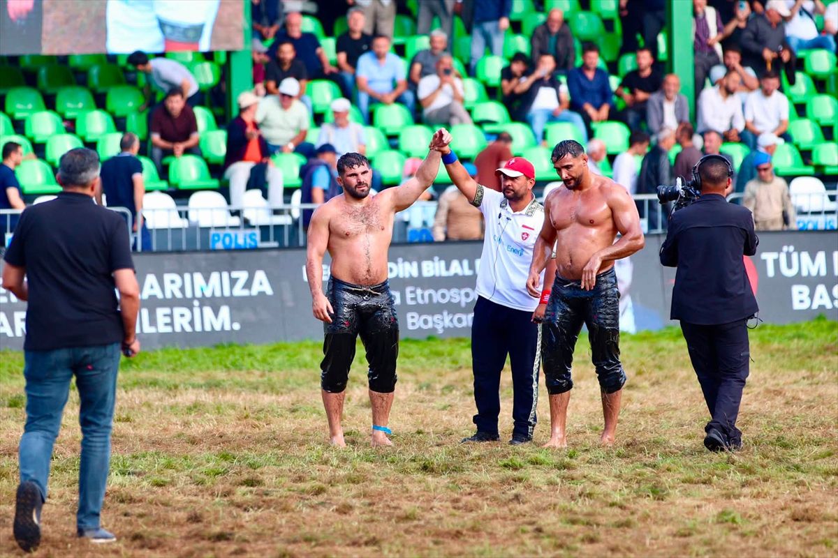 918. Geleneksel Aybastı Perşembe Yaylası Yağlı Güreş Festivali'nde Başpehlivan Erkan Taş