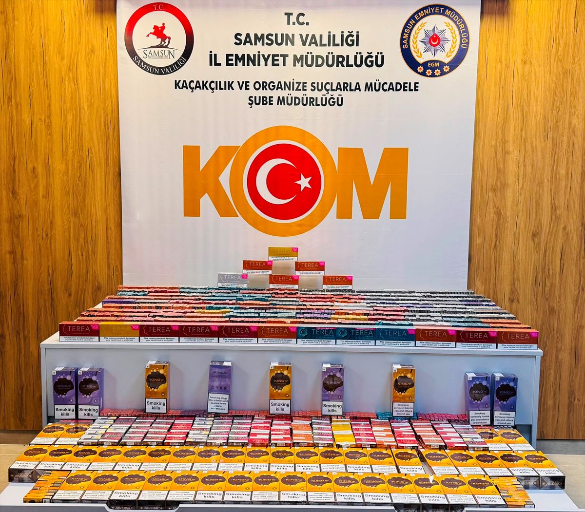 Canik'te silah ve kaçak tütün operasyonu: 5 gözaltı