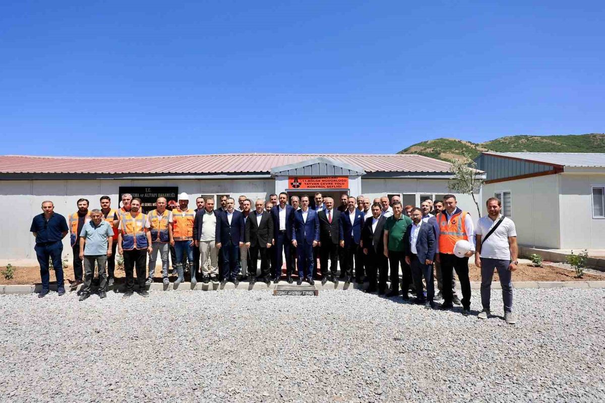 Vali ve Milletvekili Tatvan Çevre Yolu çalışmalarını inceledi: 2027 sonu hedefi