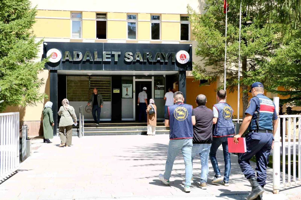 Bayburt'ta 15 Yıl Hapis Cezalı Firari Yakalandı