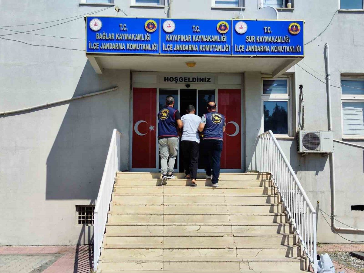 Diyarbakır'da 137 aranan yakalandı