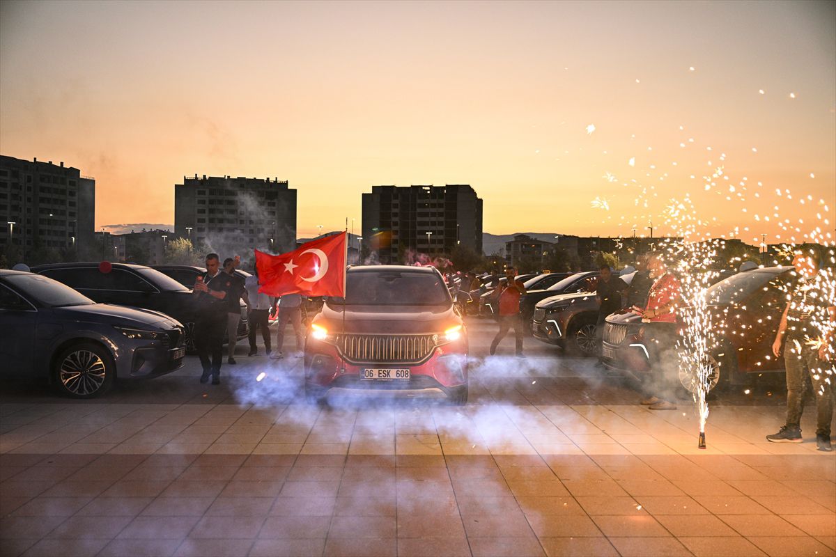 DMD hastası çocuğun TOGG aracına binme hayali gerçek oldu