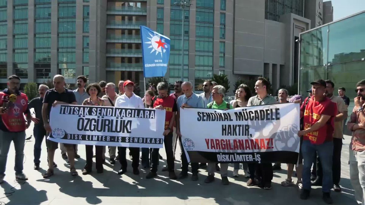 Eski DİSK Limter-İş Genel Başkanı Kanber Saygılı'nın tahliye edildiği haberini duyuran görsel.