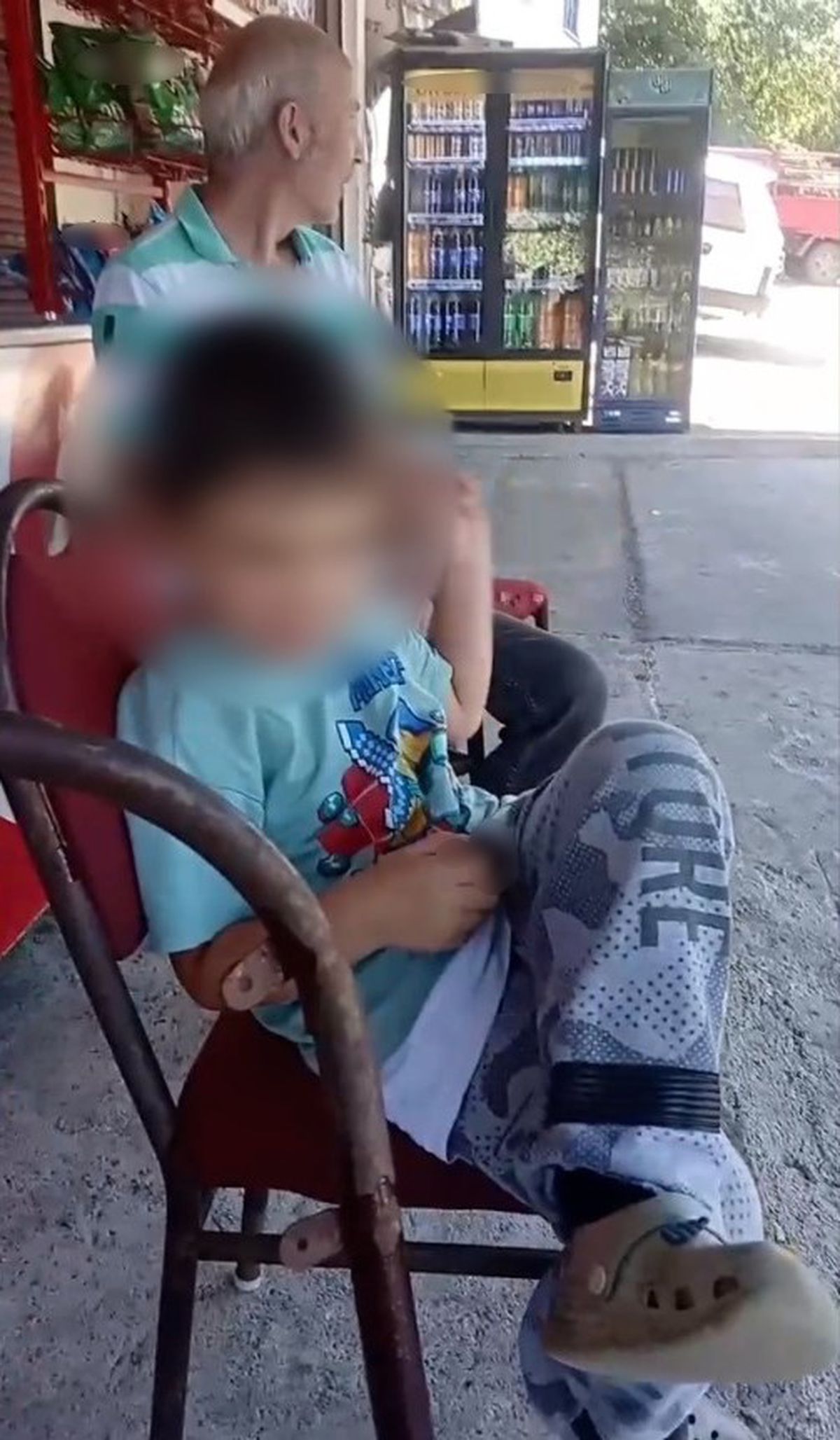 Giresun'da çocuğu sigara ve alkole özendiren kişi gözaltına alındı