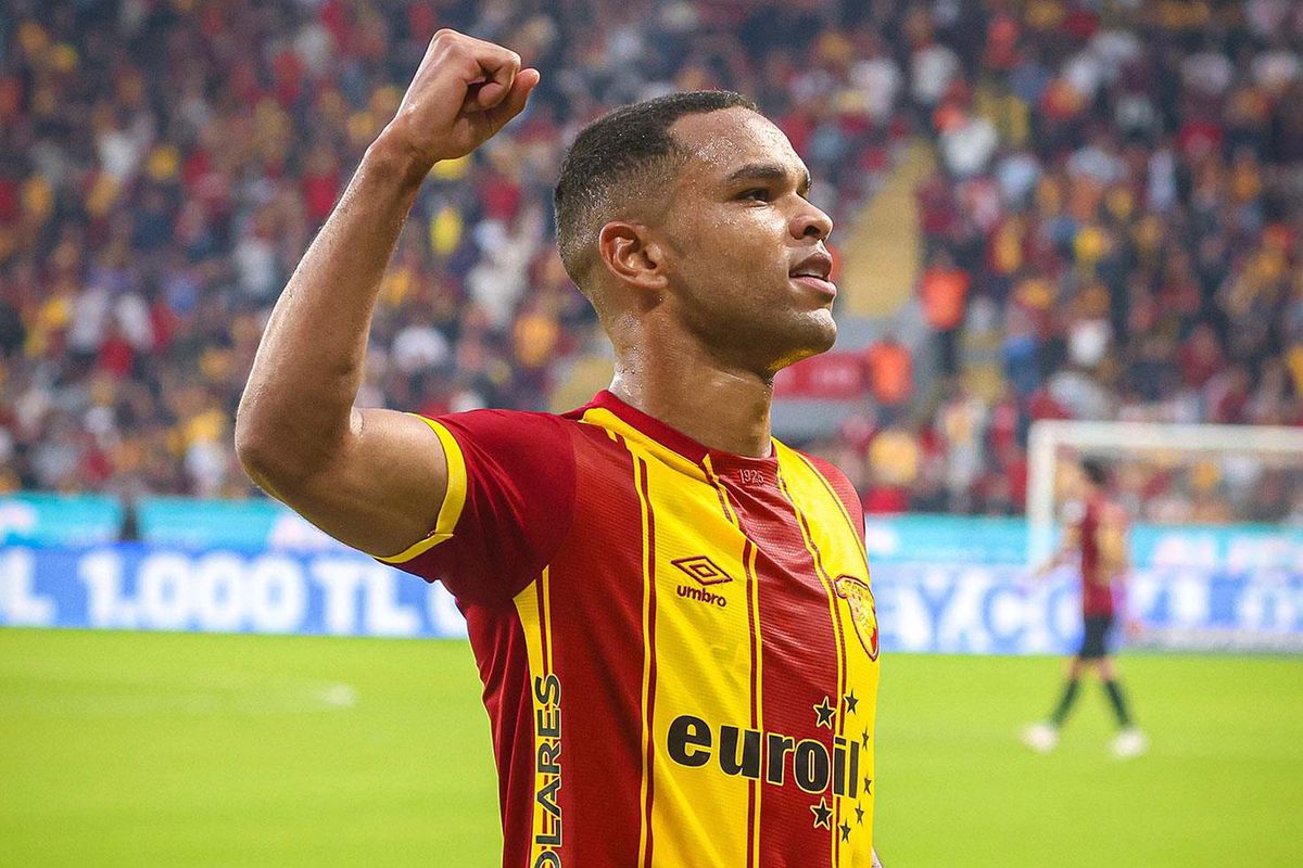 Göztepe, 900 bin Euro'ya transfer ettiği Juan'ı tarihi bir rakama sattı