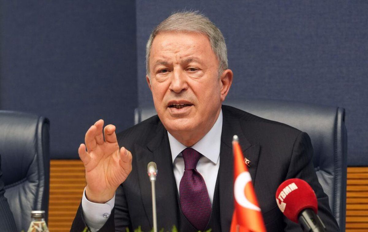 Hulusi Akar mecliste konuşma yaparken