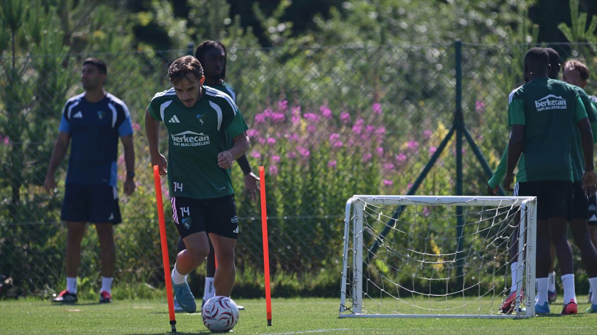 Kocaelispor Düzce'de kamp yapıyor
