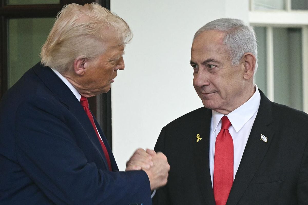 İsrail Başbakanı Binyamin Netanyahu ve ABD Başkanı Donald Trump'ın görüşmesinden bir kare.