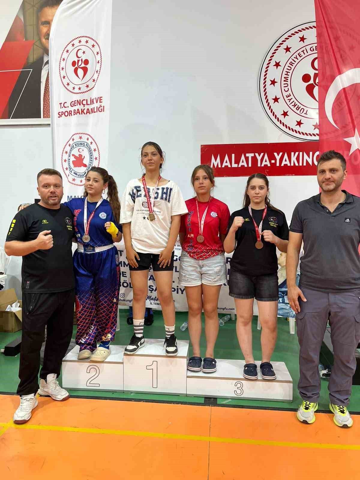 Niğde Wushu Takımı'ndan 17 Madalyalı Büyük Başarı