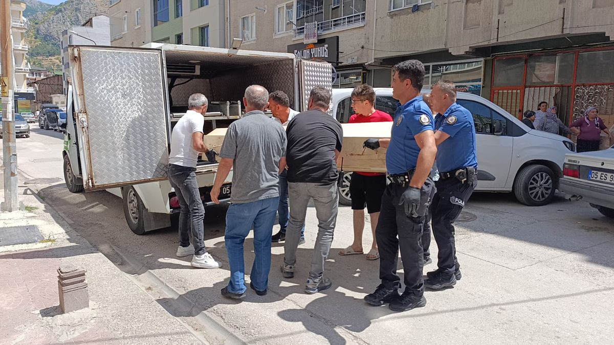 Amasya'da evinde ölü bulunan Fahri Tokatlı