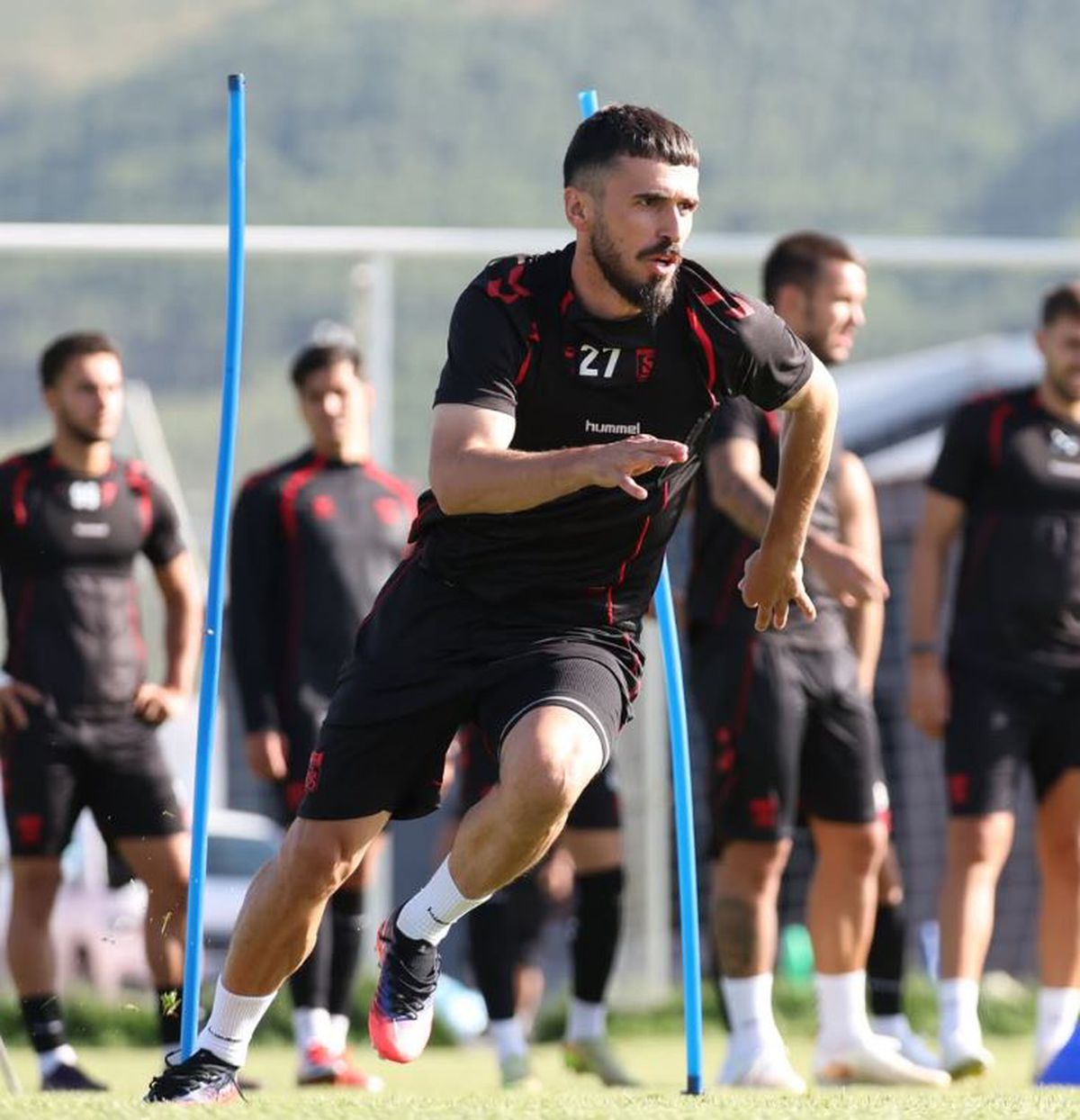 Sivasspor'da Erciyes kampı devam ediyor
