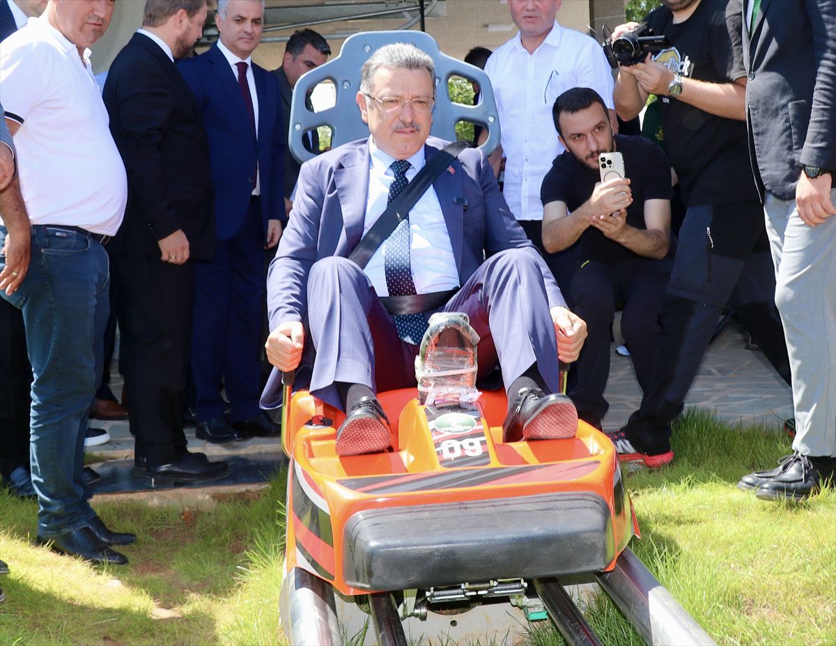Trabzon'da 850 metrelik dağ kızağı tesisi hizmete açıldı