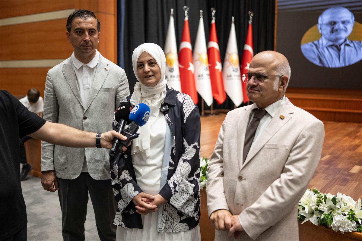 AK Parti İstanbul İl Başkanlığı'nda 'Mimar Sinan'ın İstanbul'u' fotoğraf sergisi açıldı