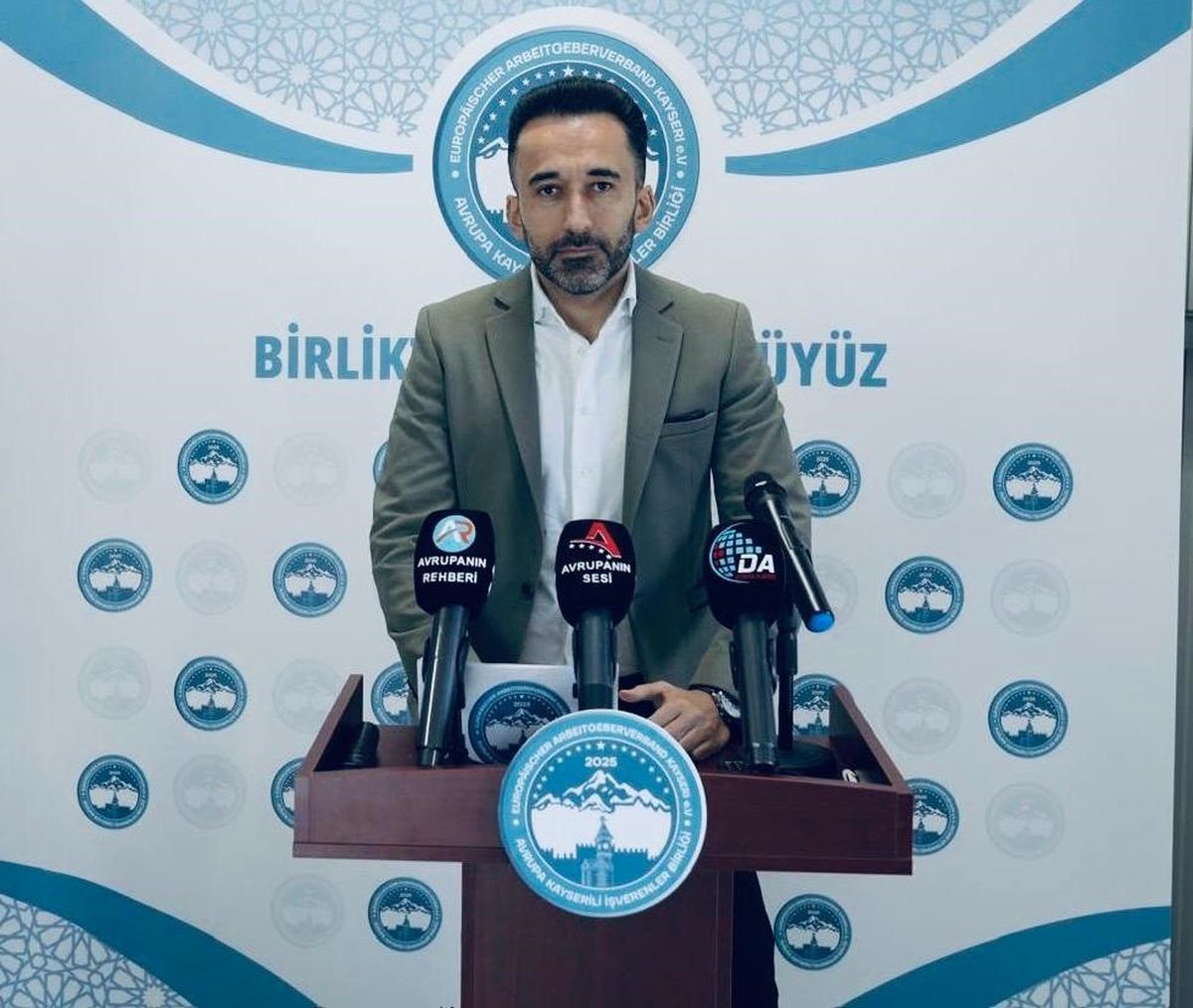 AKİB’den çok sert tepki: 'Kimse kendisini savcı, hâkim ve mahkeme yerine koyamaz'