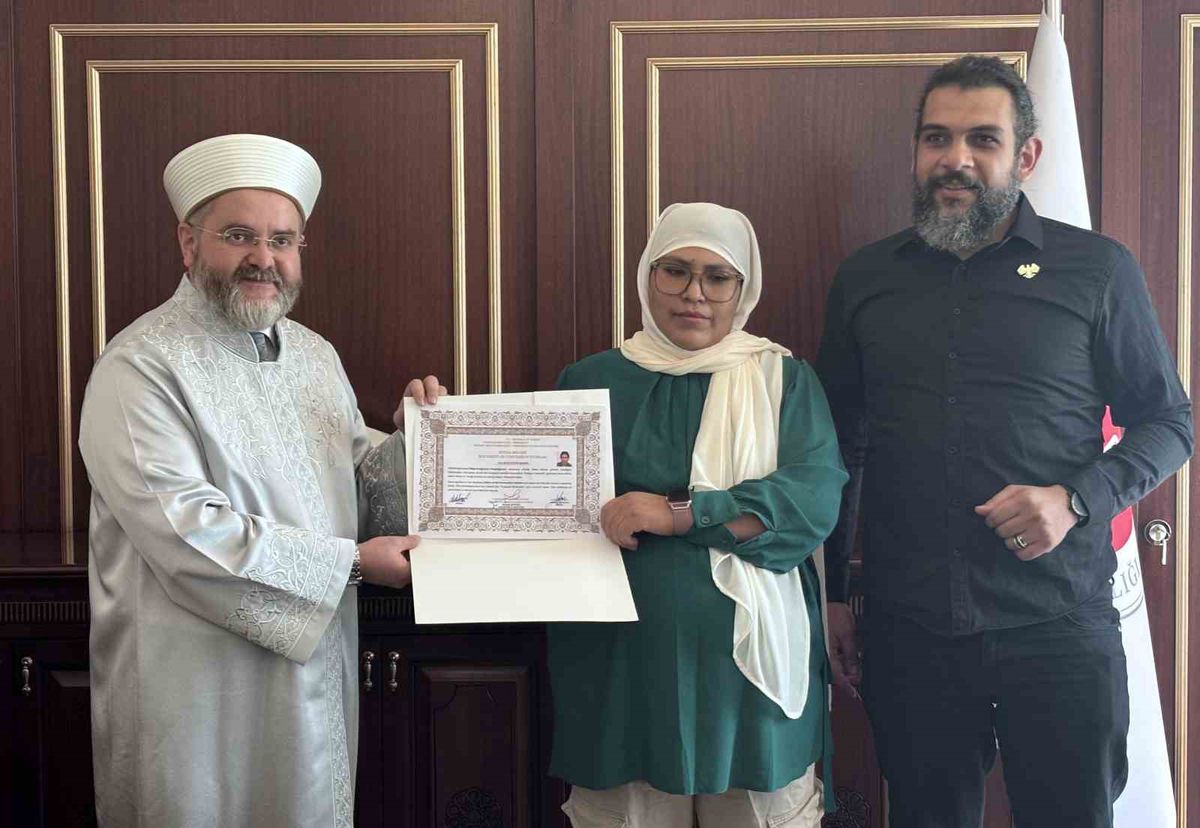 Arjantin’den gelen Eva, Gaziantep’te Müslüman oldu