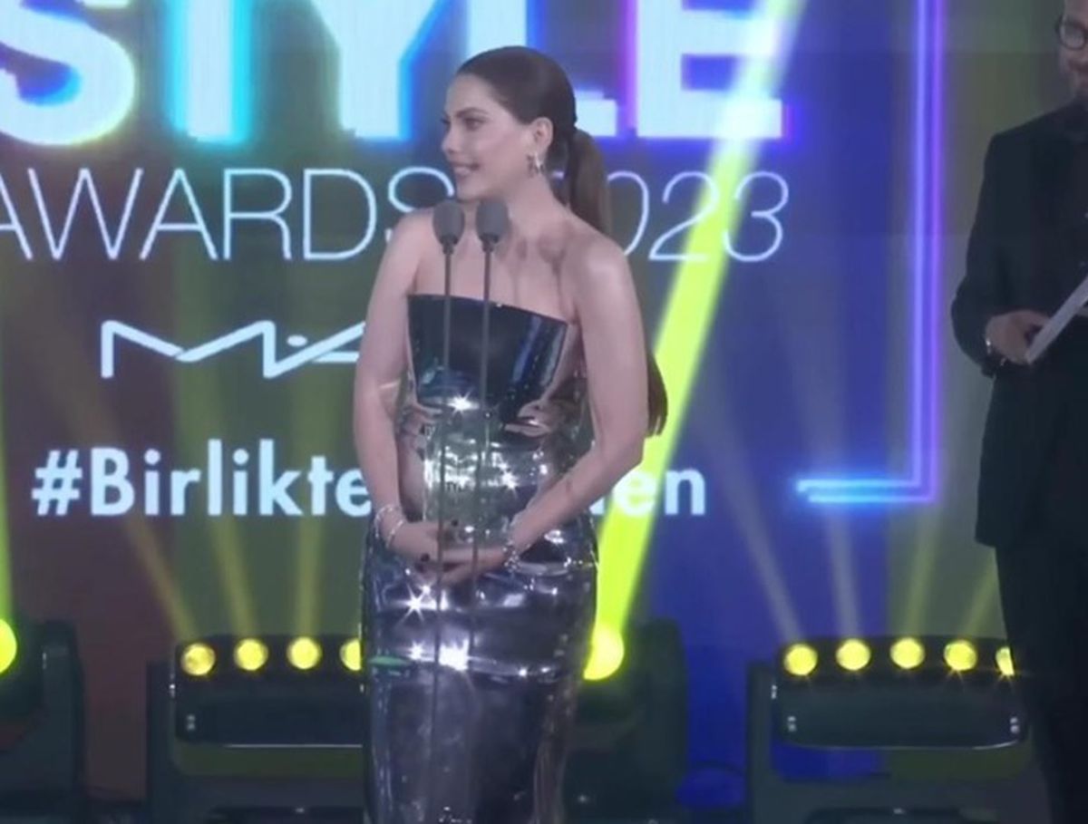 Berna Laçin: 'Takılma Haluk Levent, yazanlara uğraşanlara kıymetli vaktini harcama, icraata devam'