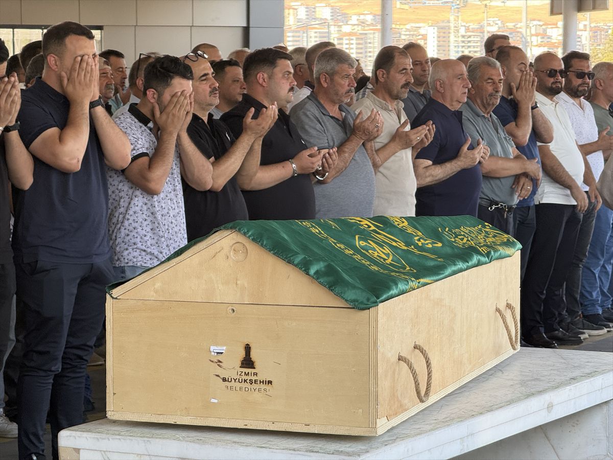Bursa'da havuza düşen çocuğun cenazesi Gaziantep'te toprağa verildi