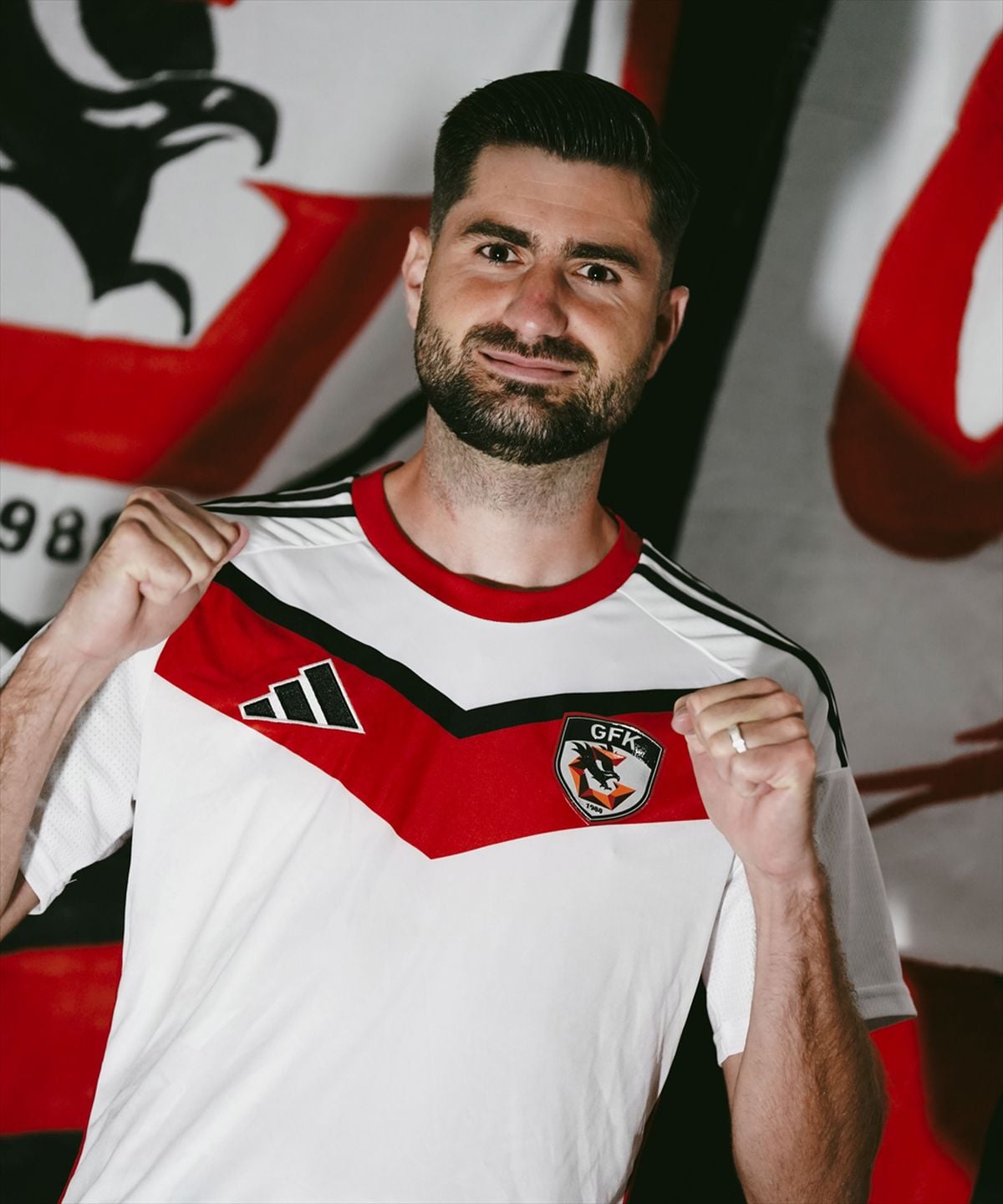 Gaziantep FK, 4 futbolcuyu kadrosuna kattı