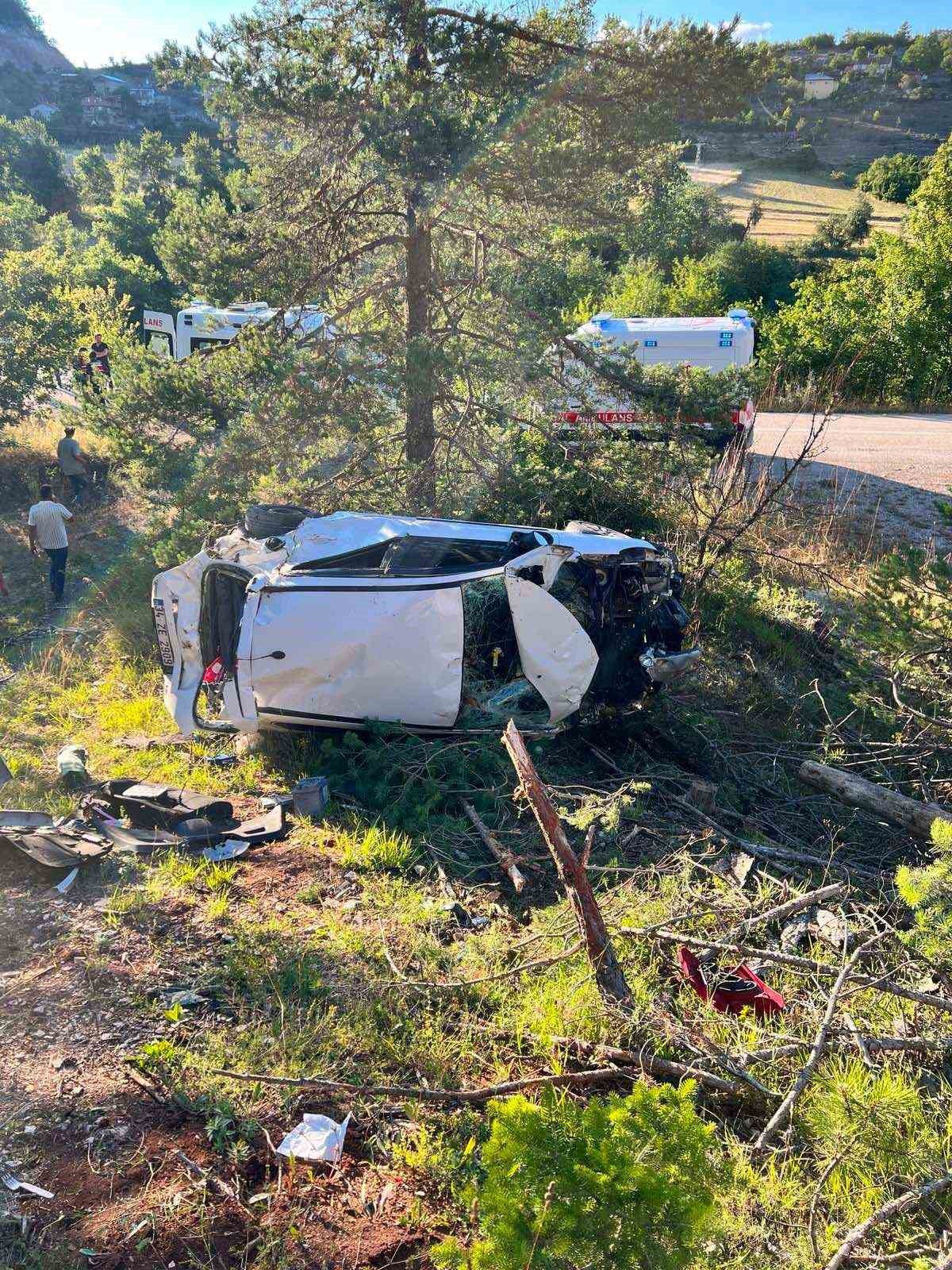 Kastamonu’da otomobil şarampole yuvarlandı: 5 yaralı