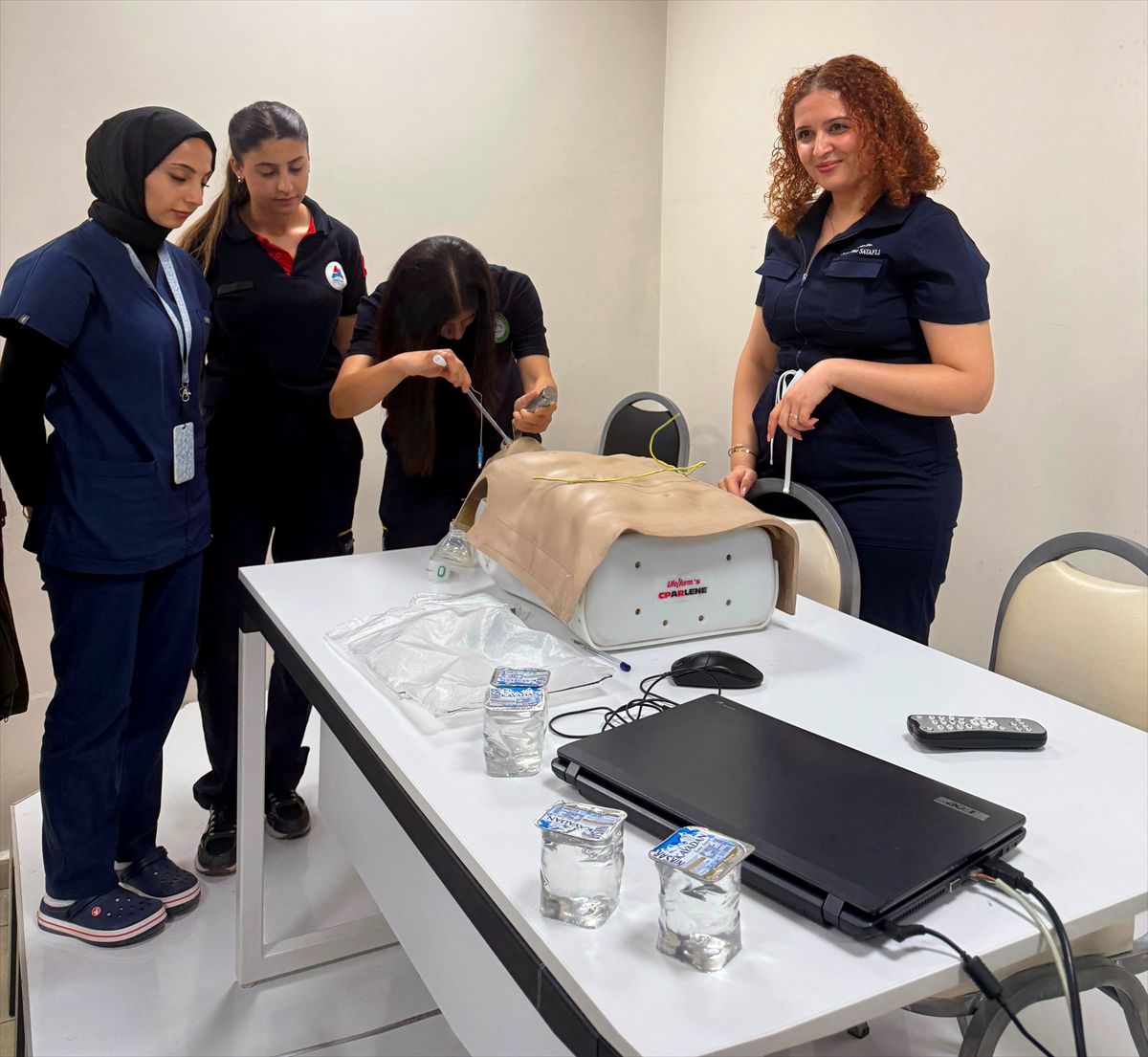 Kozluk Devlet Hastanesinde sağlık personeline eğitim