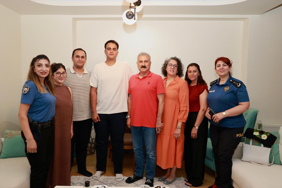 Mersin İl Emniyet Müdürü Fahri Aktaş'tan şehit polis memurunun ailesine ziyaret
