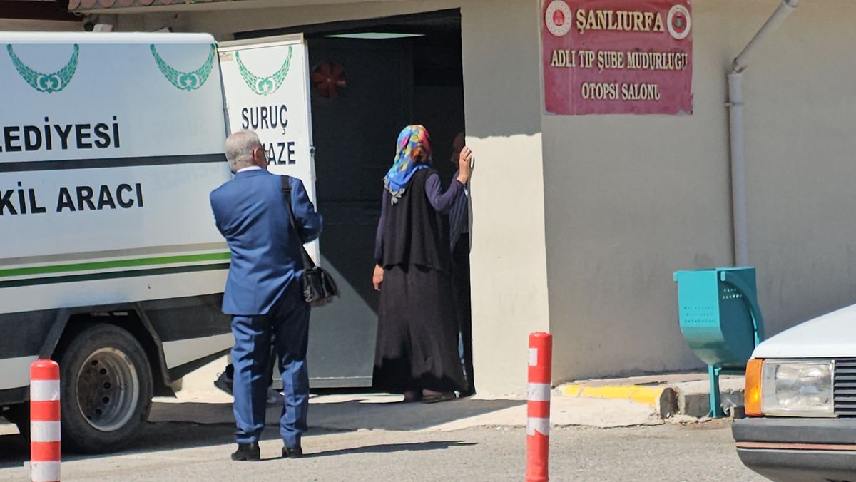 Şanlıurfa’da eşini tabancayla öldürüp, intihar etti