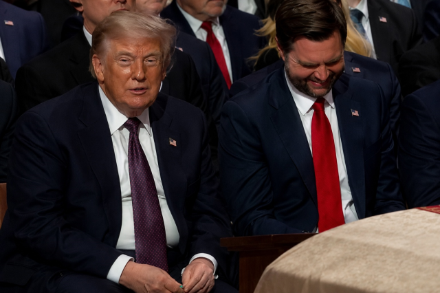trump ve vancein lindsey graha 20096249 5874 1 m