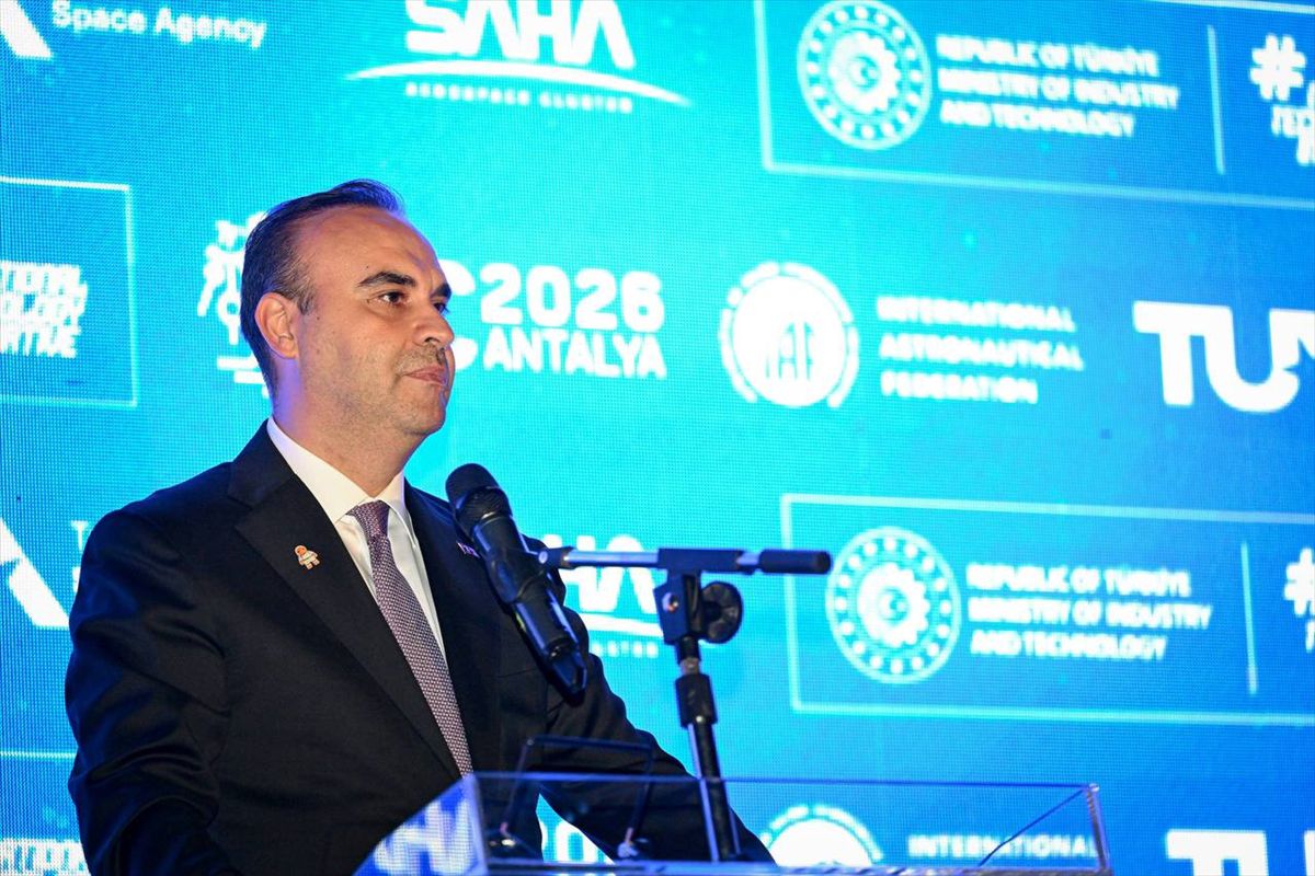 Uluslararası Uzay Kongresi Türkiye'deki yabancı misyon temsilcilerine tanıtıldı