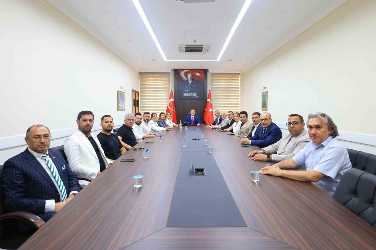 Vali Akbıyık 'Muğlaspor’un başarısı şehre dinamizm katacak'