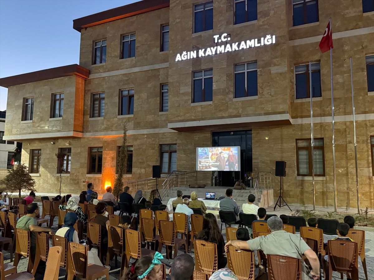 Ağın'da 'Açık Hava Sineması' etkinliği