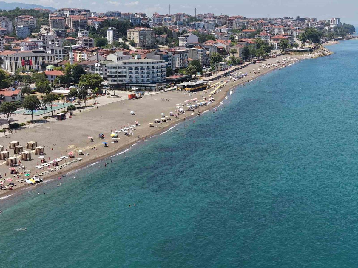 Akçakoca’da denize girmek yasaklandı