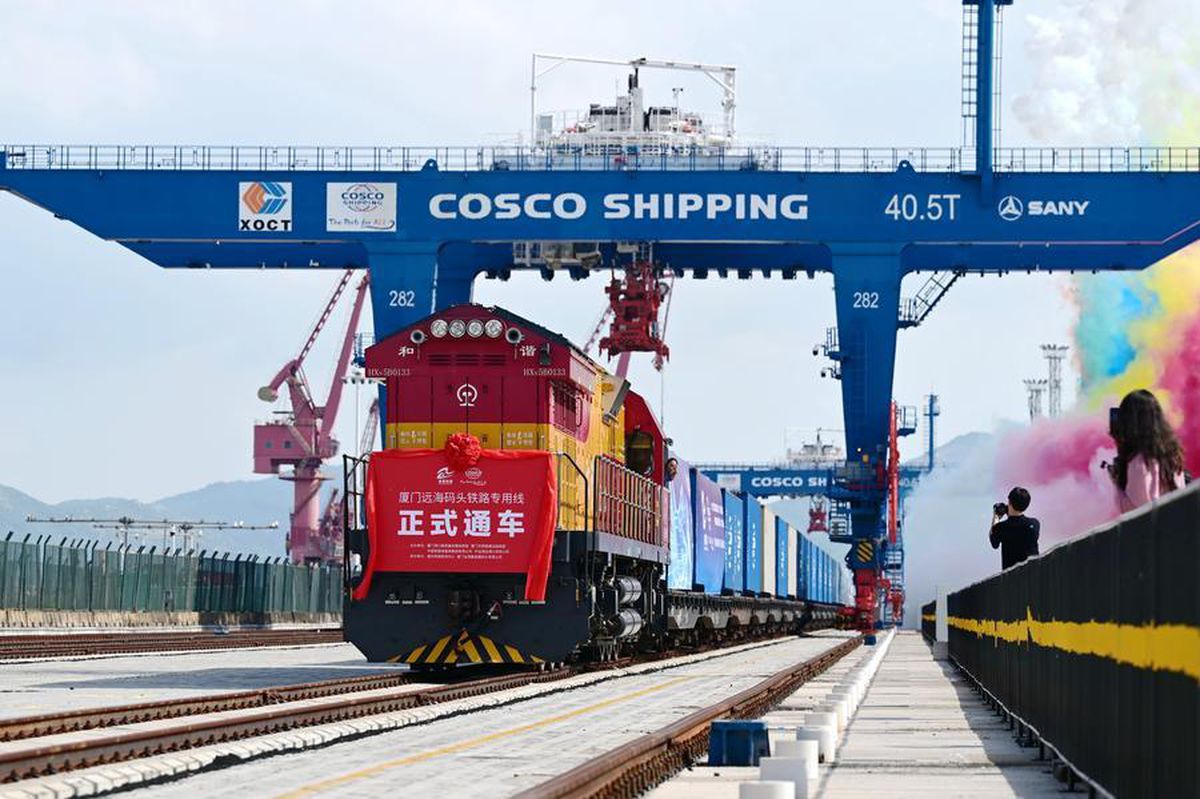 Albüm: Çin'in Xiamen kentindeki deniz-demiryolu intermodal hattı hizmete girdi