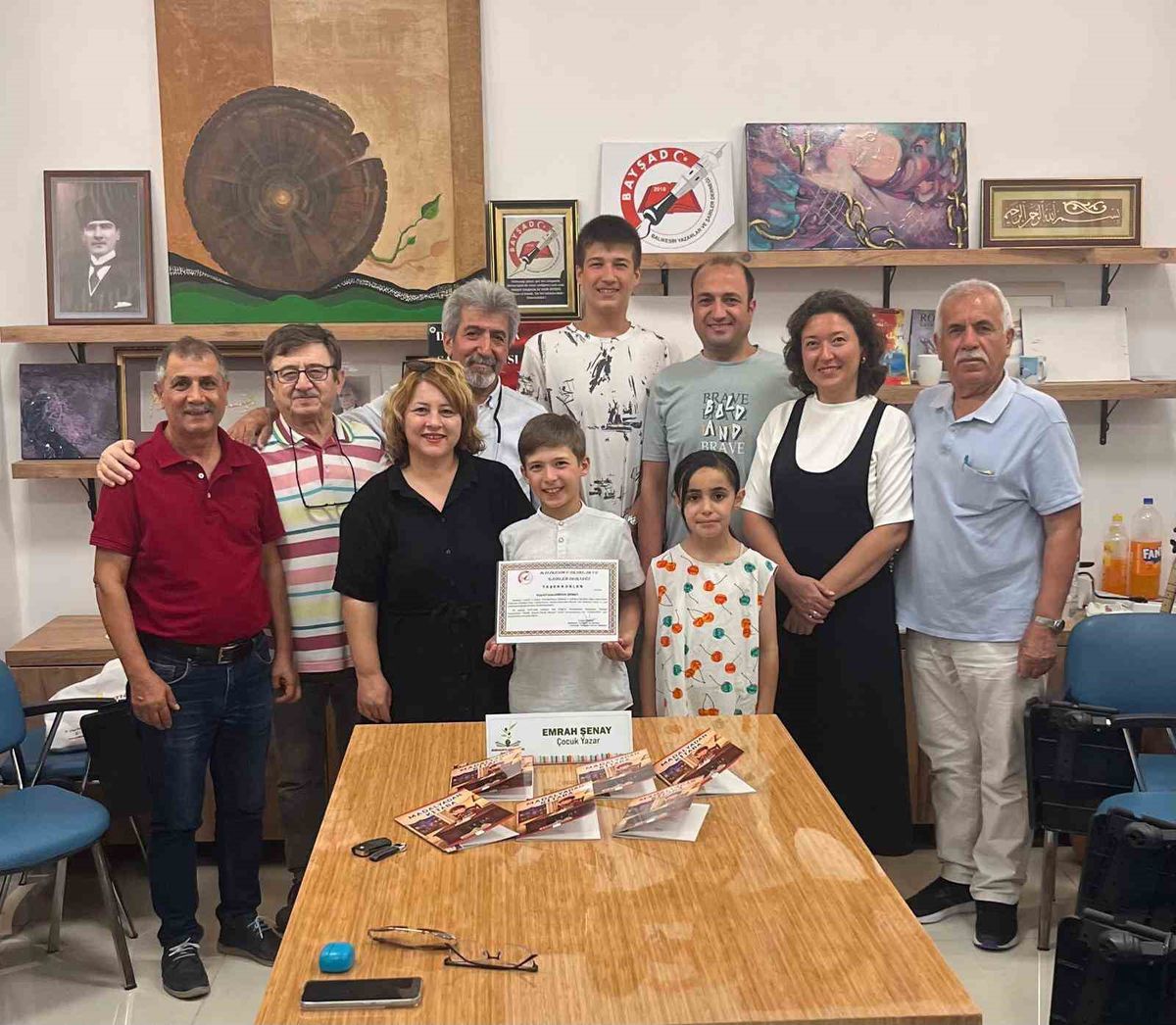 Balıkesirli çocuk yazar Emrah Şenay’dan, yazar ve şairlere söyleşi