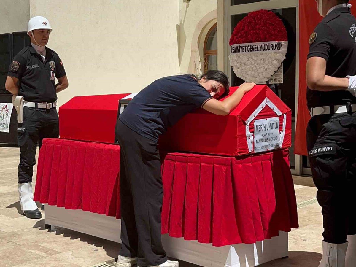 Bayındır’da Bekçi Merih Umutlu gözyaşlarıyla defnedildi