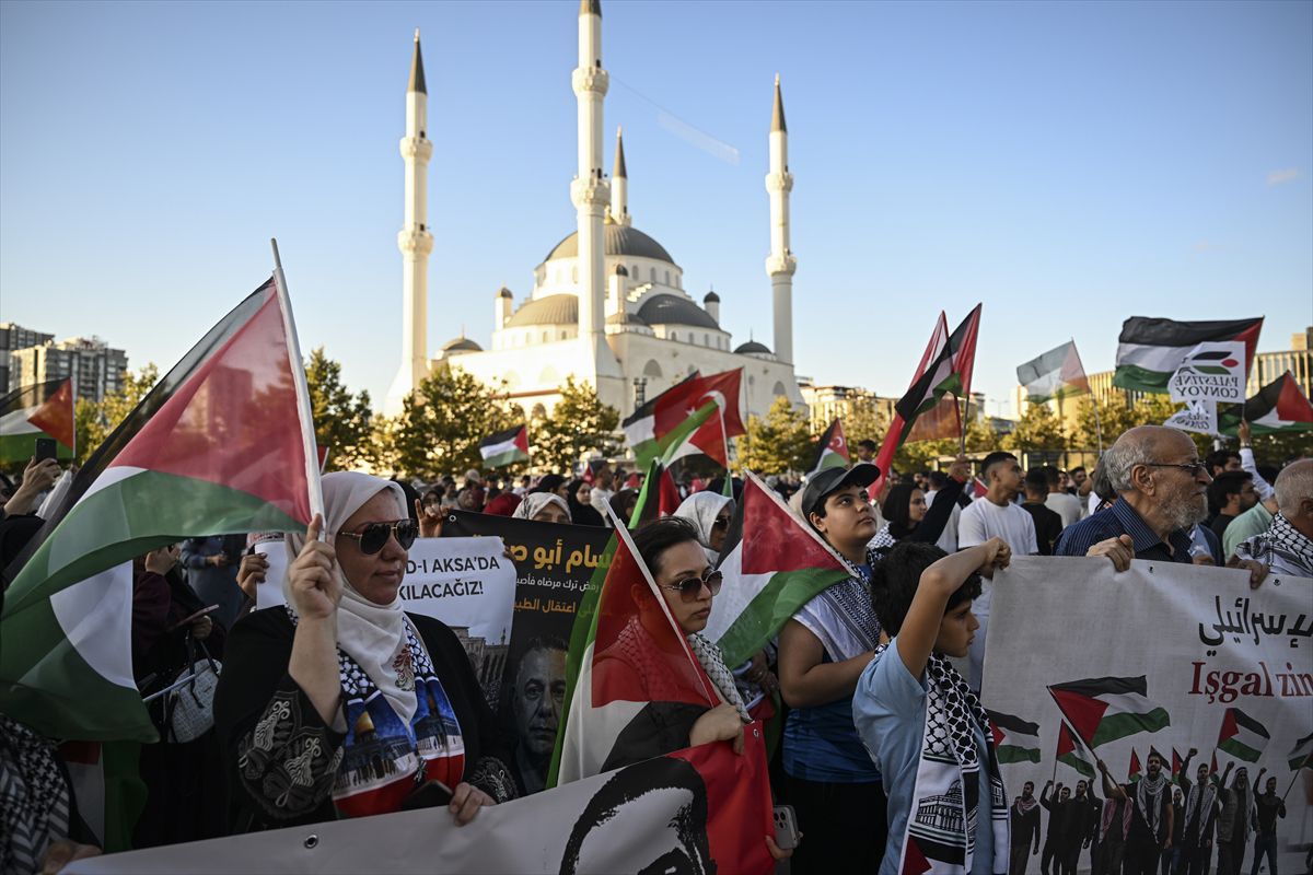 Bosna Hersek'ten hareket eden 'Filistin Konvoyu' İstanbul'a ulaştı