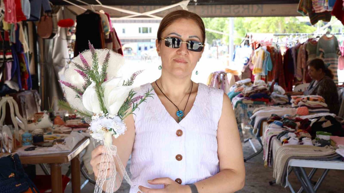 Çiftlerin yeni gözdesi papyon konseptli gelin arabaları
