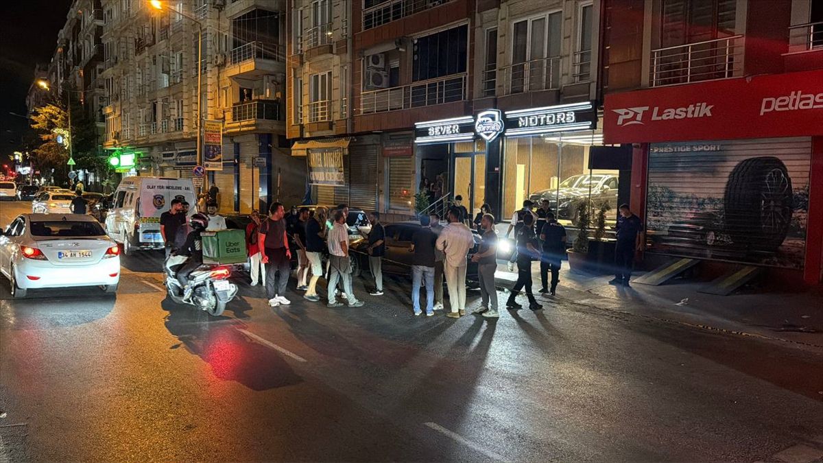 Eyüpsultan'da silahlı saldırıda 2'si ağır 4 kişi yaralandı