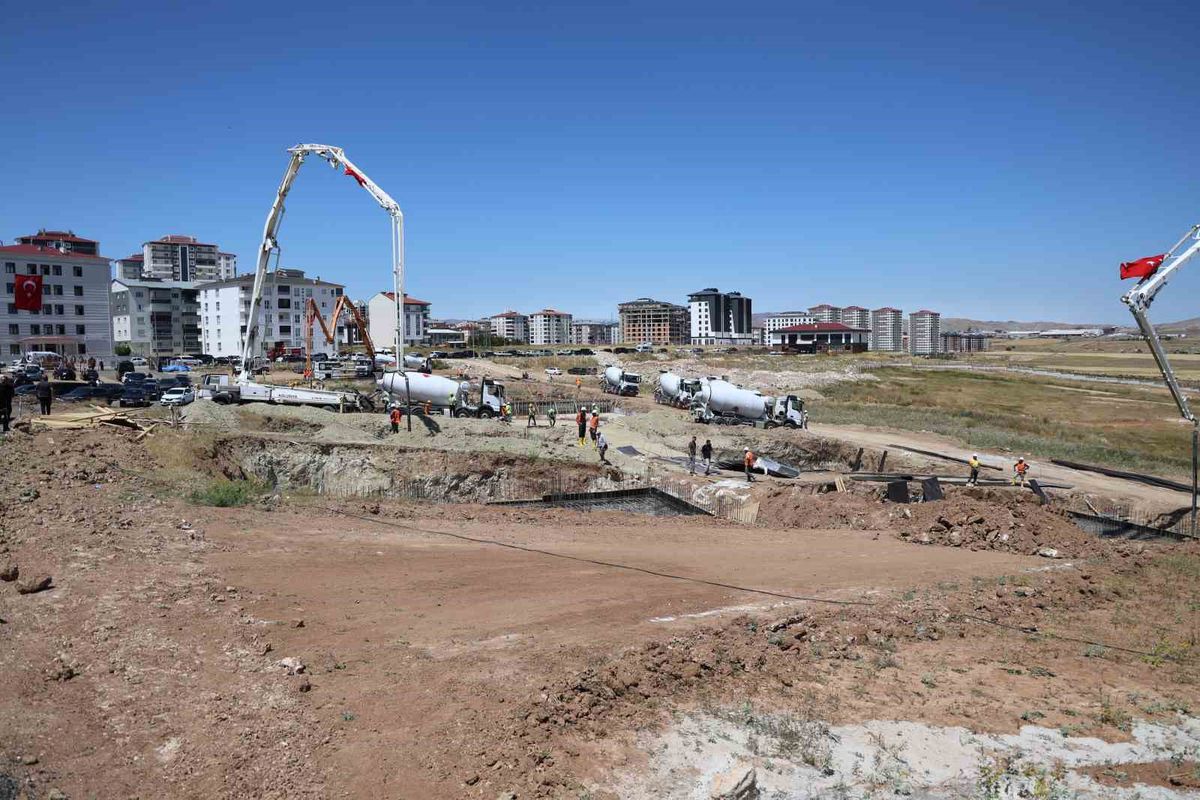 İçişleri Bakanı Mustafa Çiftçi: 'Manevi tahribatın derinleştiği, batıl anlayışların zihinleri ve gönülleri kuşatmaya çalıştığı bir dönemden geçiyoruz'