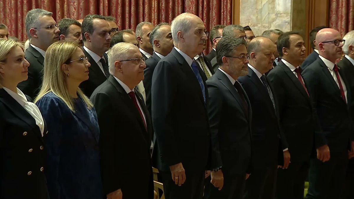 İnebolu'ya ikinci İstiklal Madalyası, TBMM'de törenle verildi