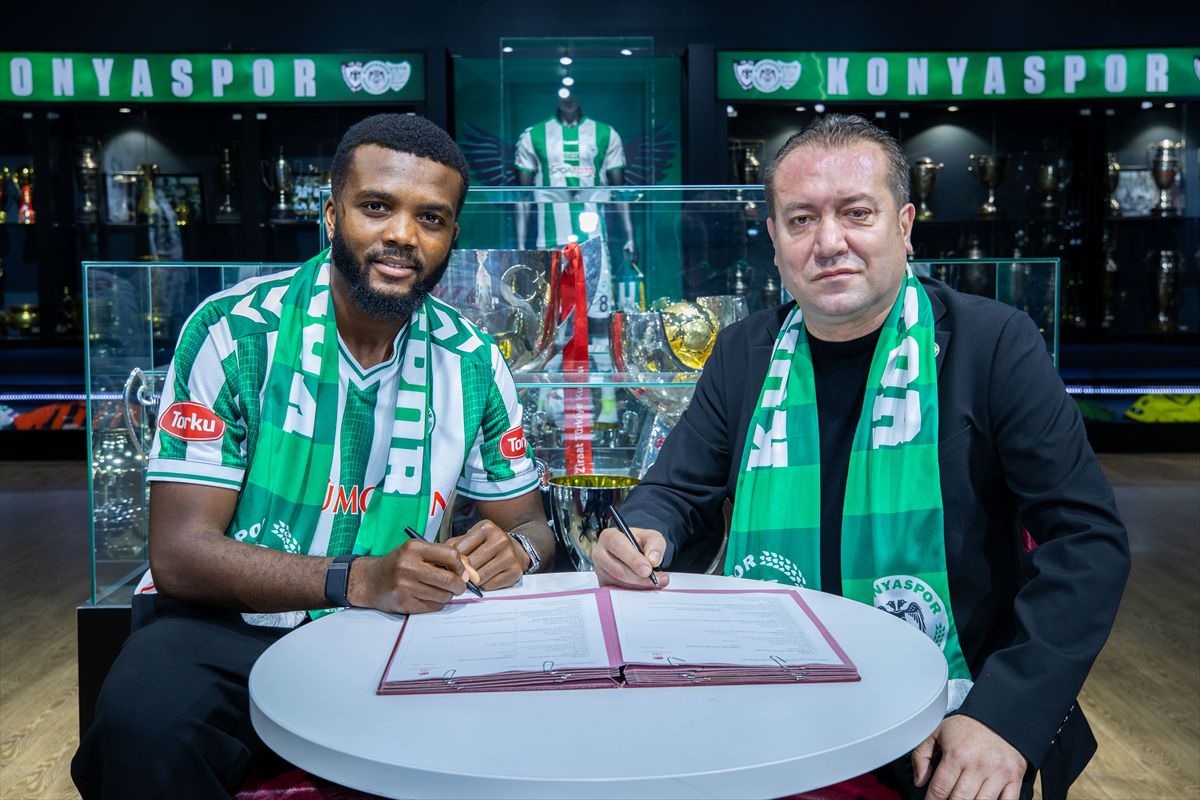 Konyaspor, Chidozie Awaziem'i transfer etti