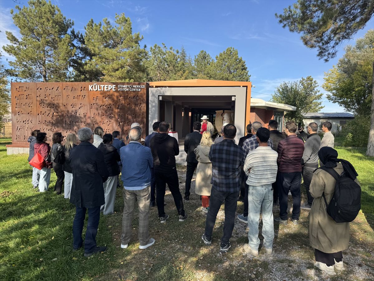 Kültepe'de bilim insanları tarihin izini sürüyor