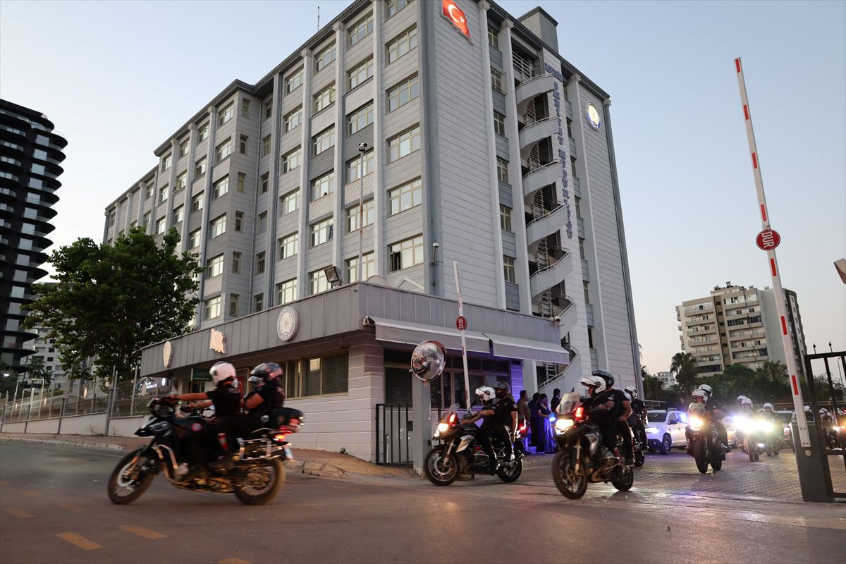 Mersin merkezli 11 ildeki yasa dışı bahis operasyonlarında 52 zanlı tutuklandı
