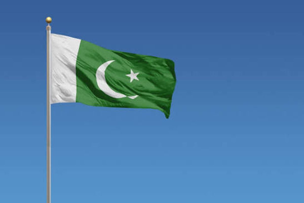 Pakistan'da bina çöktü: 11 ölü, 6 yaralı