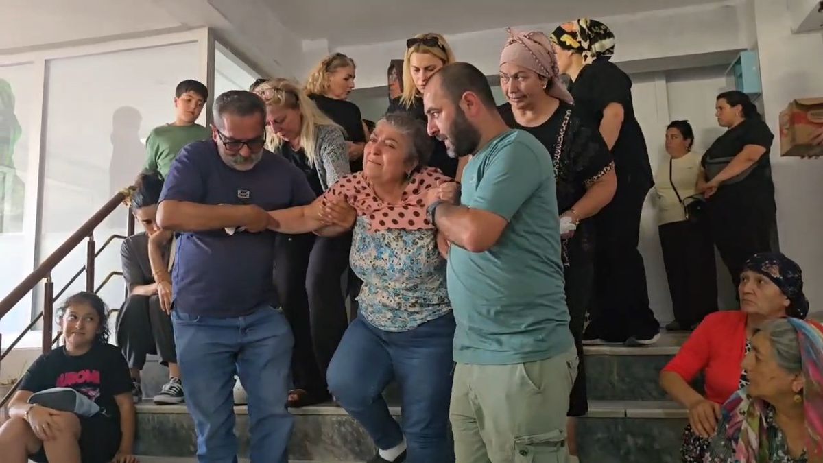 Şef Eren Kaşıkçı son yolculuğuna uğurlanıyor