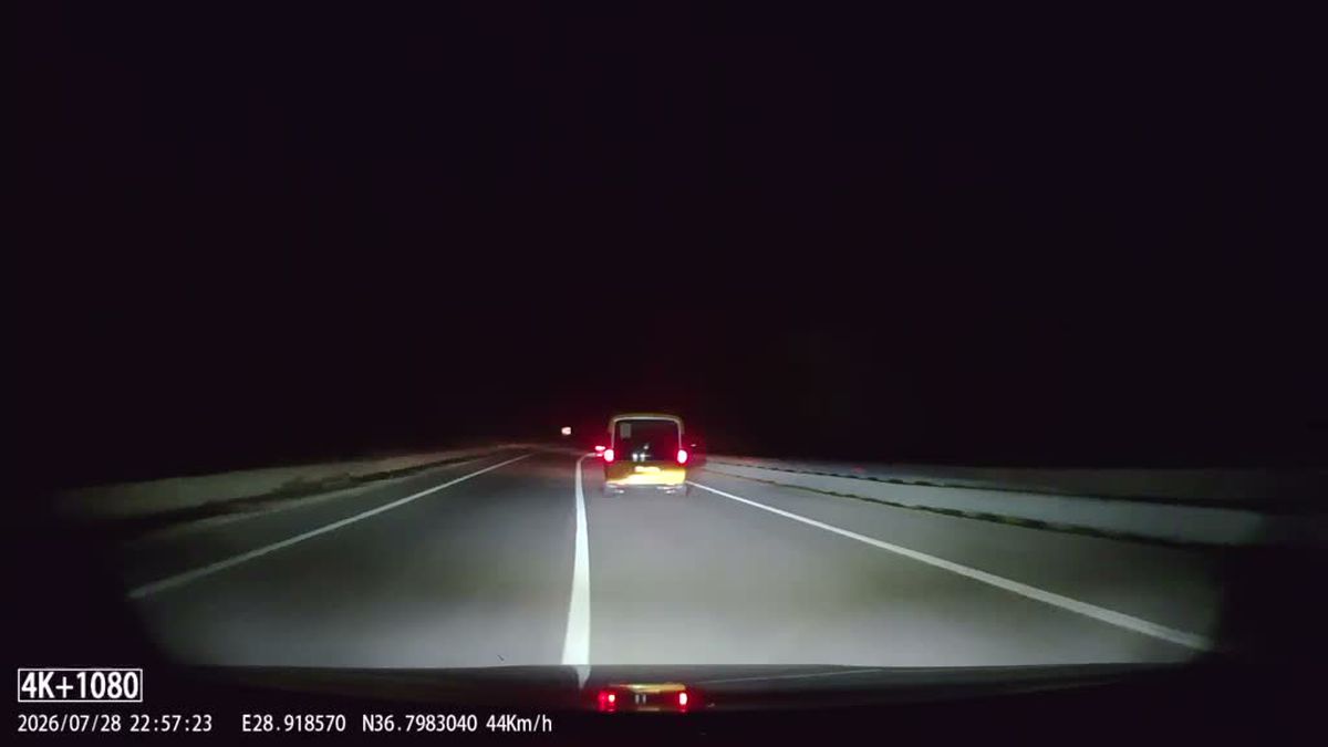 Taksiden ormanlık alana sigara izmariti atan şahıs hakkında işlem başlatıldı