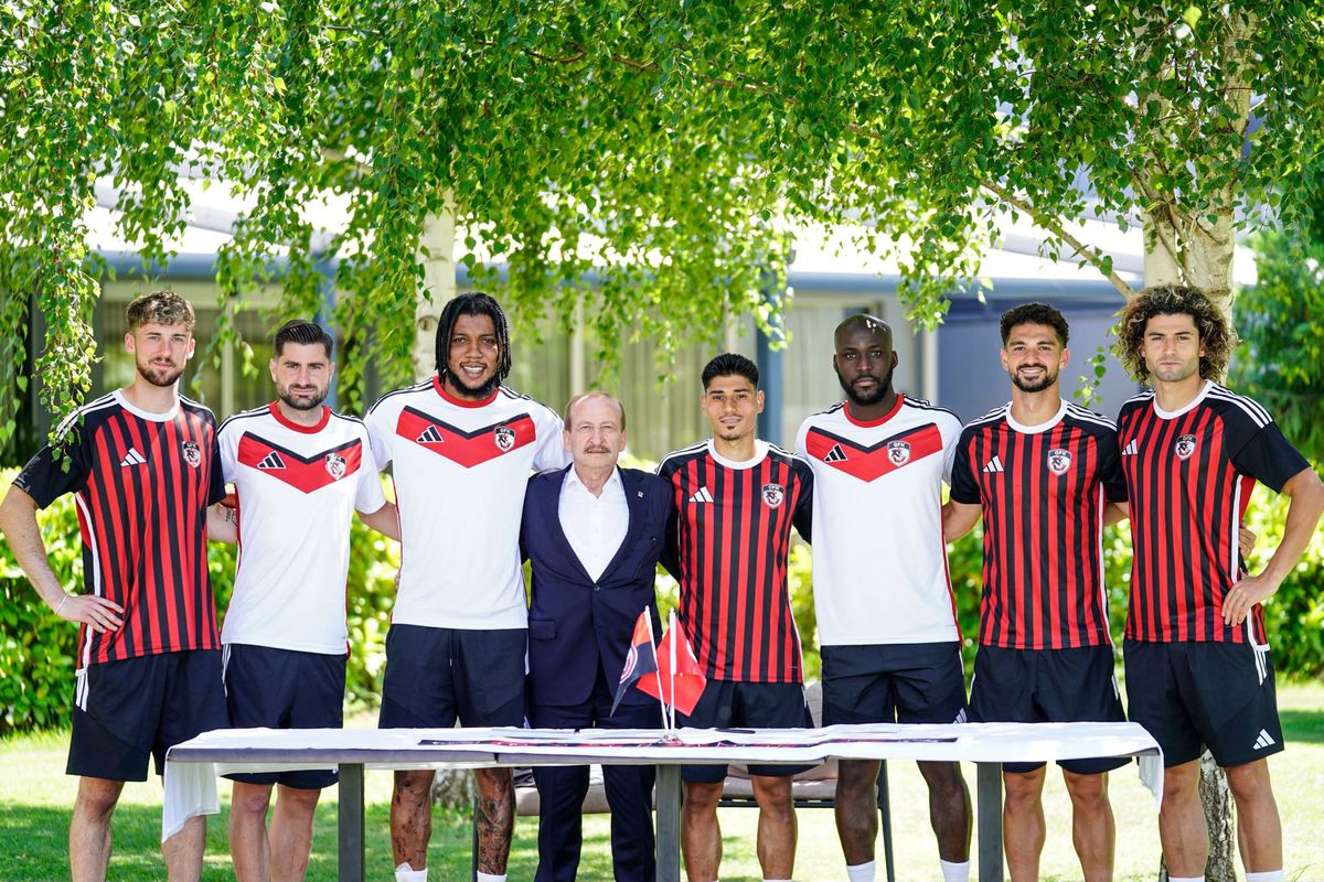 Transfer yasağı kalkan Gaziantep FK 7 futbolcuyu kadrosuna kattı